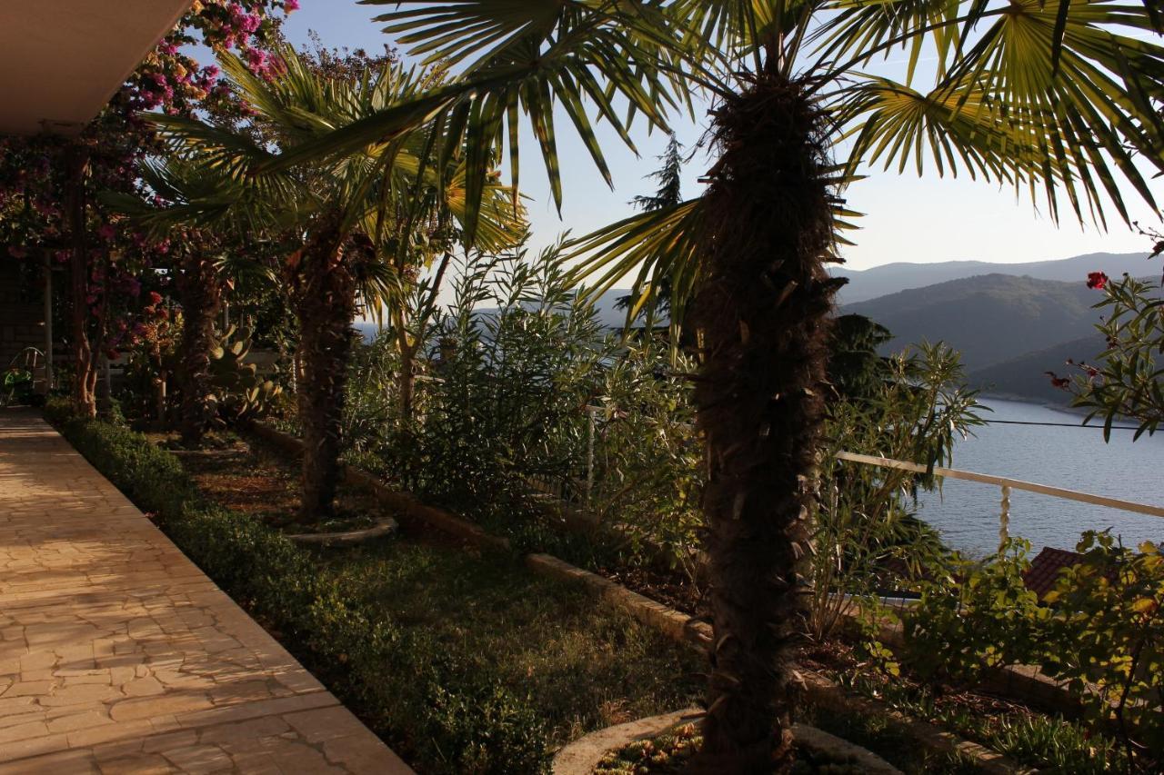 Apartments With A Parking Space Rabac, Labin - 7410 Екстериор снимка