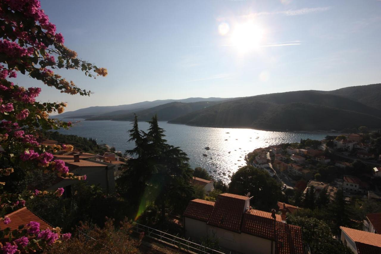 Apartments With A Parking Space Rabac, Labin - 7410 Екстериор снимка