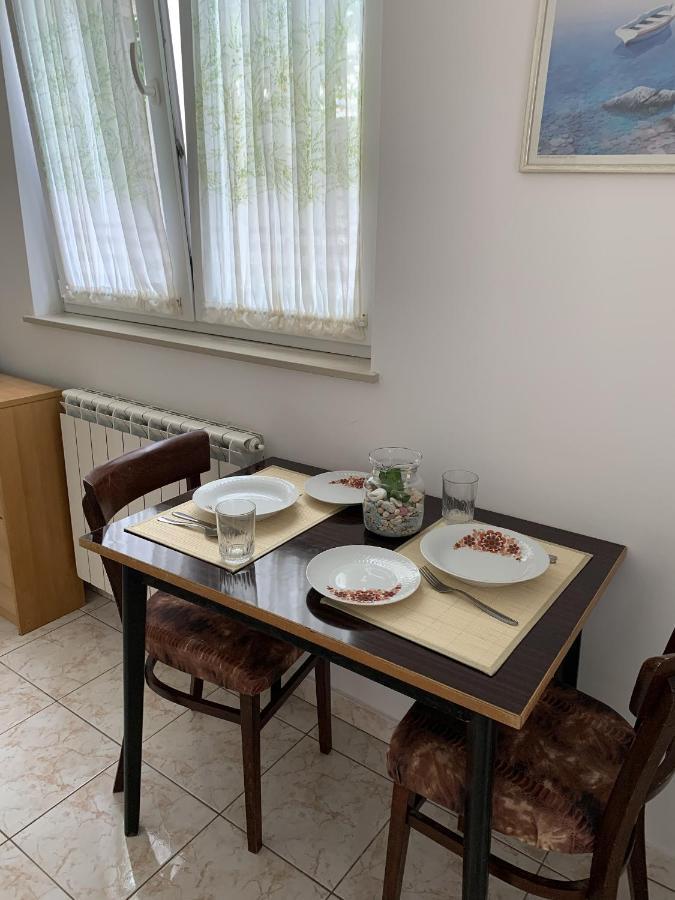 Apartments With A Parking Space Rabac, Labin - 7410 Екстериор снимка