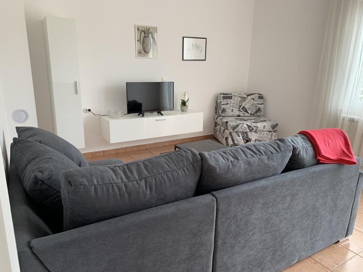 Apartments With A Parking Space Rabac, Labin - 7410 Екстериор снимка