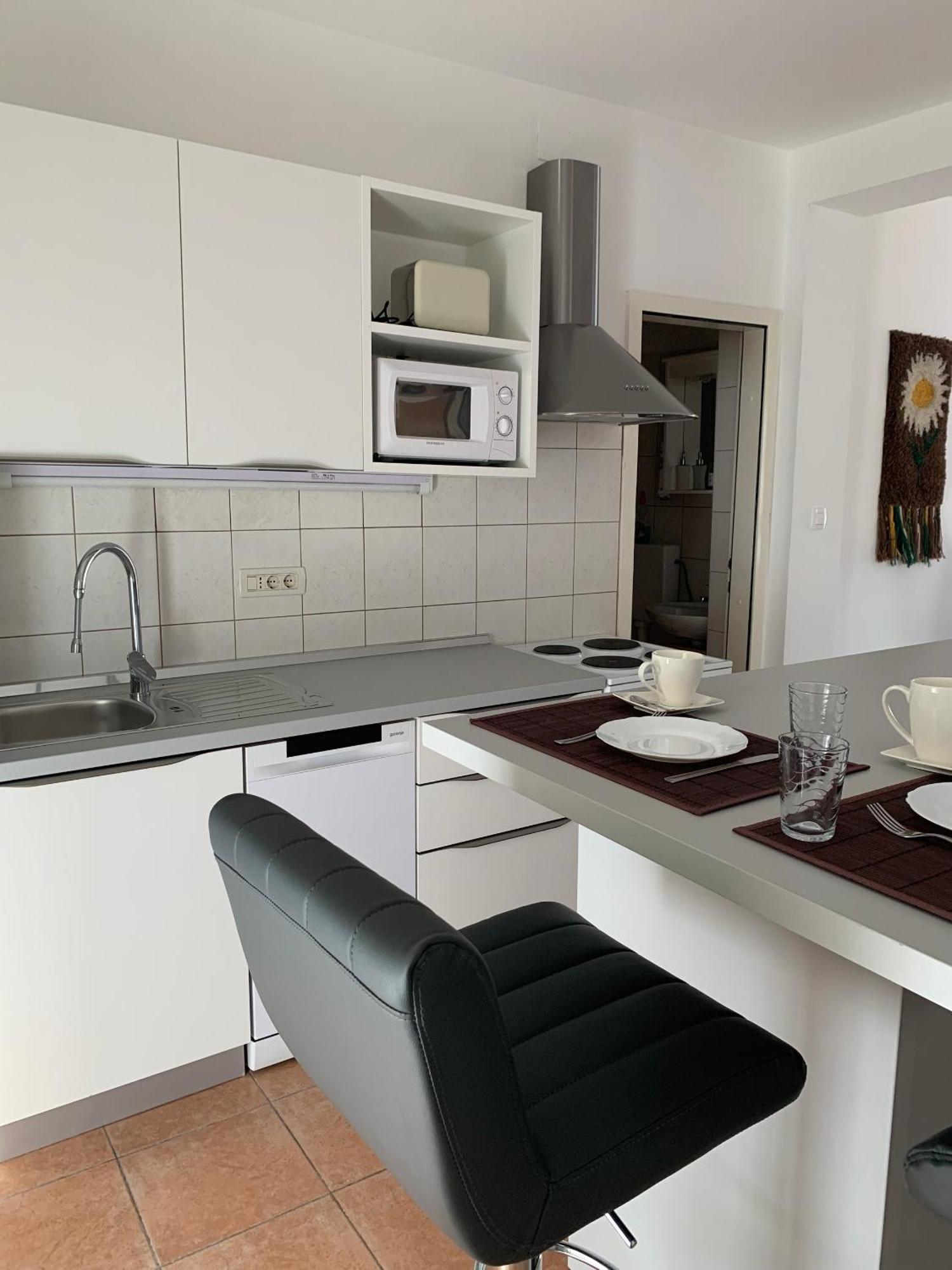 Apartments With A Parking Space Rabac, Labin - 7410 Стая снимка